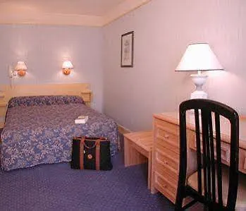 Hotel Little Regina París