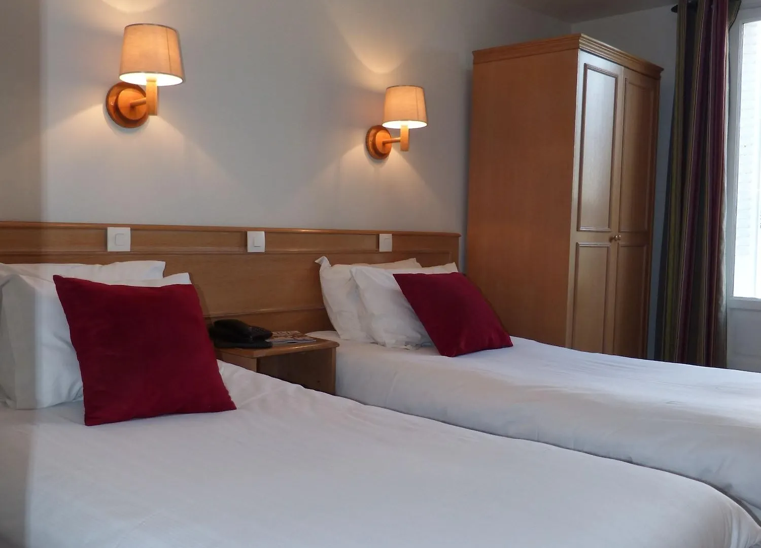 Little Regina Hotel 2*