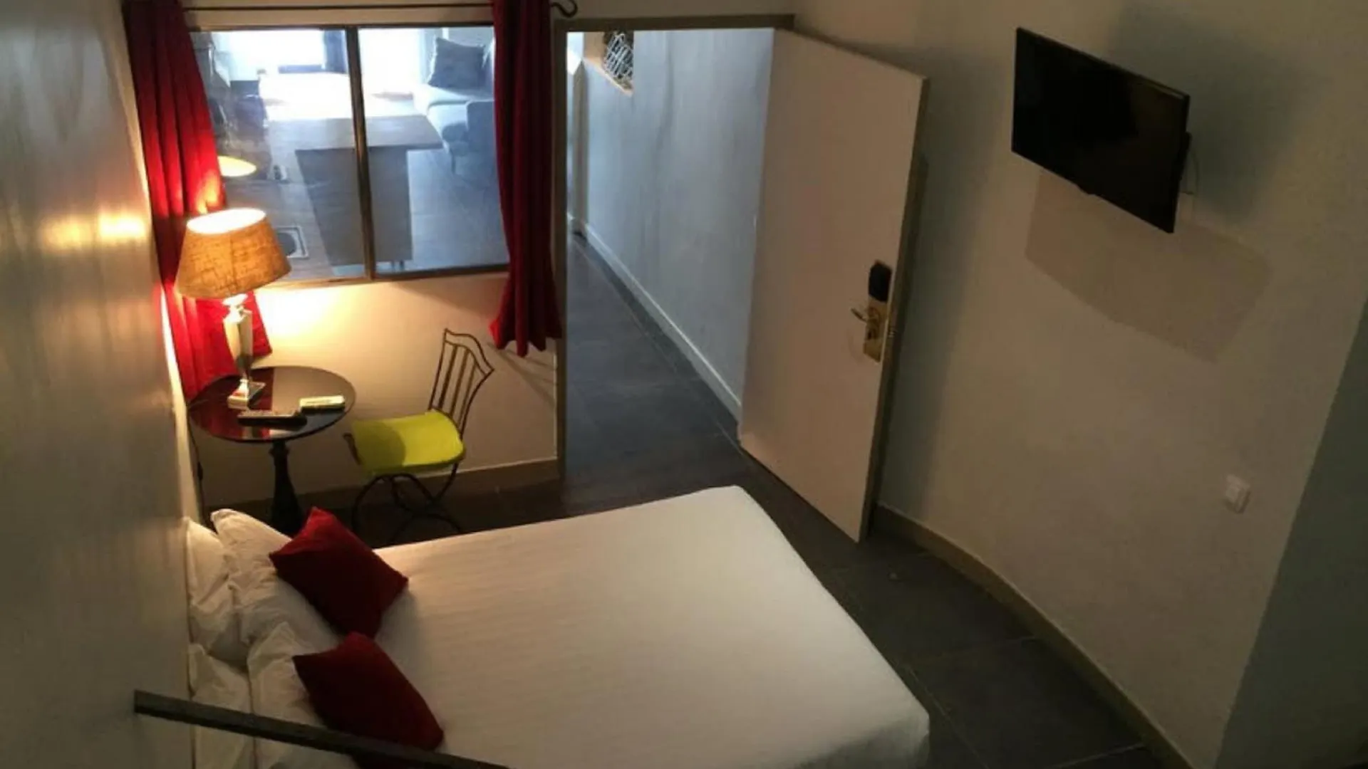 Little Regina Otel 2*