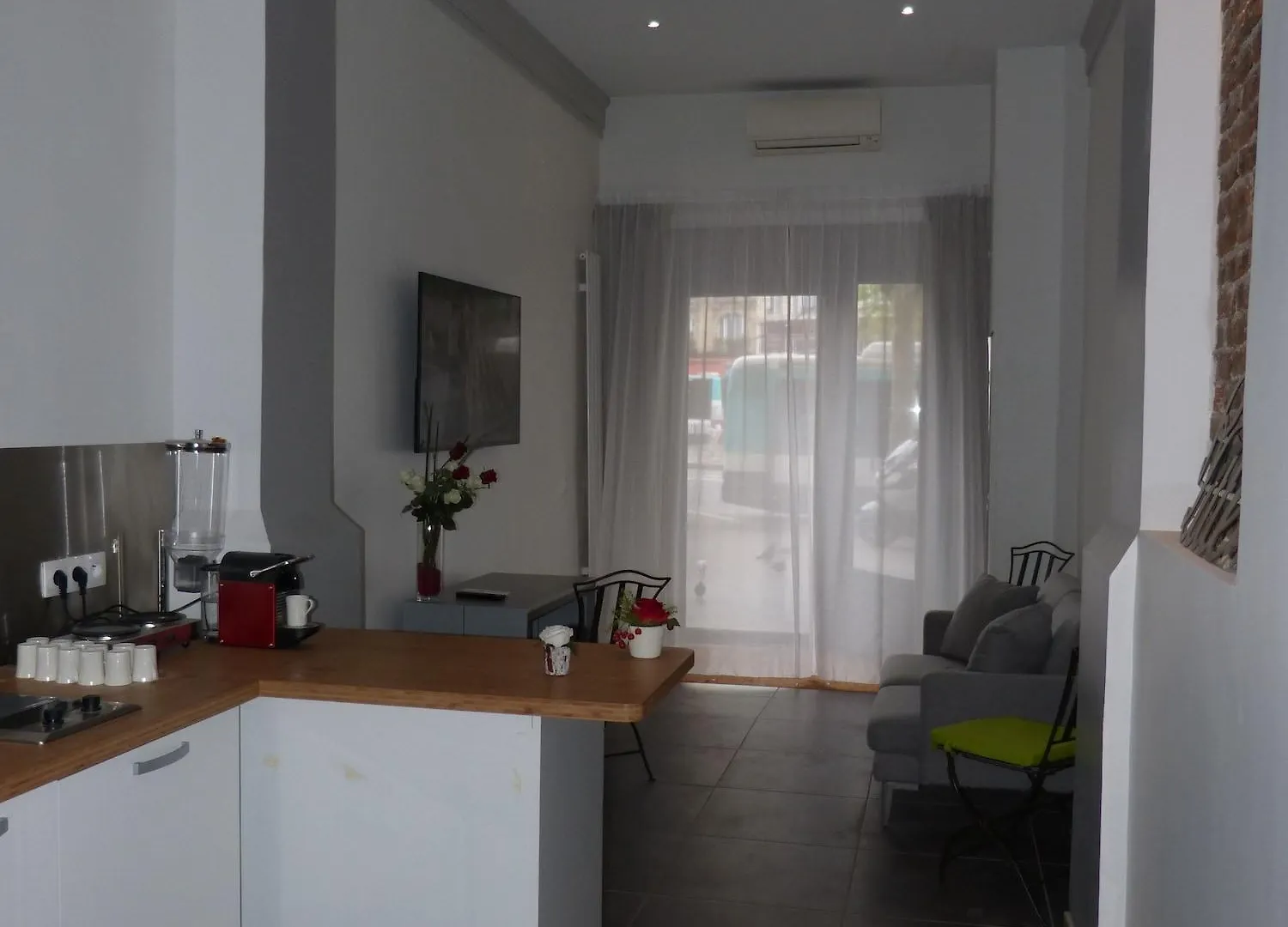 Little Regina Hotel